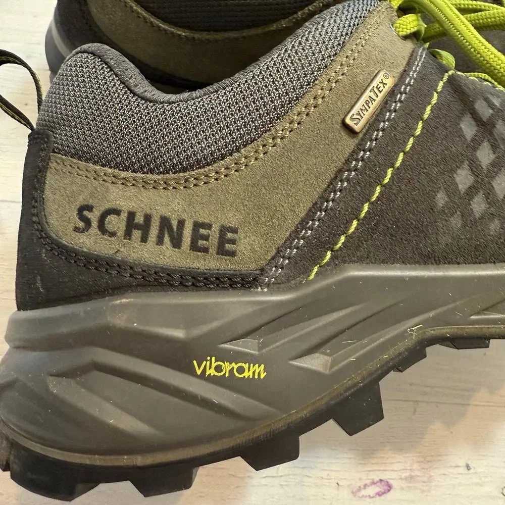 Schnees mens low top‎ hiking shoes boots men's 9